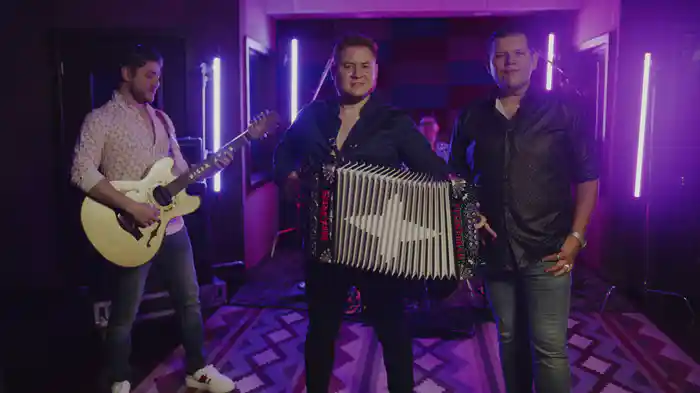 A Mí Me Gustas Tú (Historia)