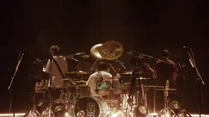 綾 (Live At 代々木第一体育館 2022.3.26 「ダイナマイトホームランツアー」)