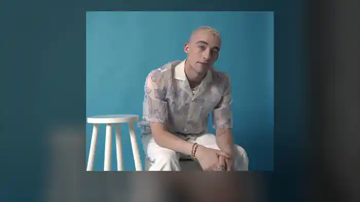 I'm Not Me (Lyric Video)