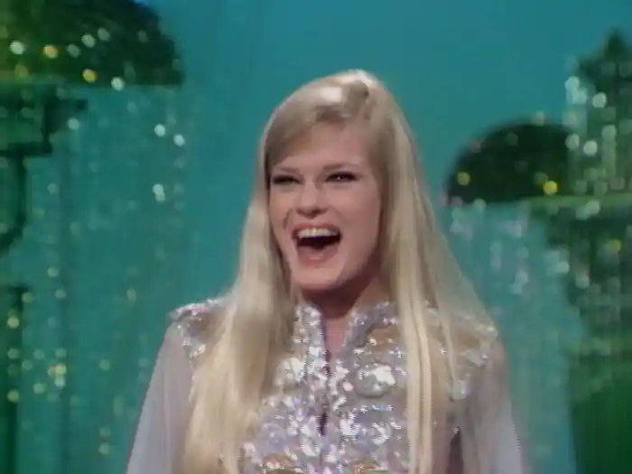 Can't Take My Eyes Off You/I'm Gonna Make You Love Me/Can't Take My Eyes Off You (Reprise) (Medley/Live On The Ed Sullivan Show, December 1, 1968)