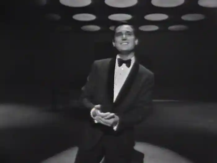 Happy Birthday Sweet Sixteen / Calendar Girl (Medley / Live On The Ed Sullivan Show, January 27, 1963)