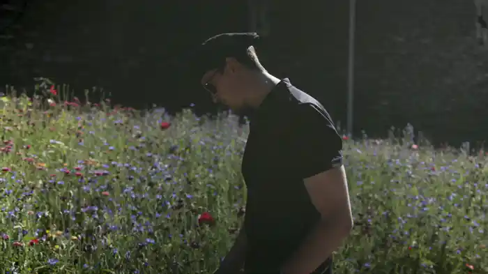 Music For Growing Flowers - Superbloom (Tower of London)