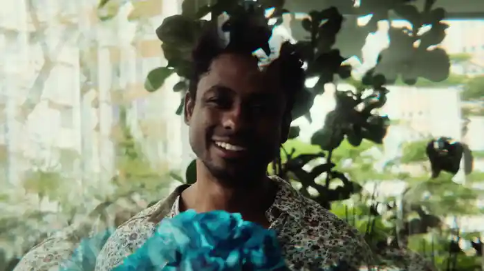 Tons De Blue (Lyric Video)