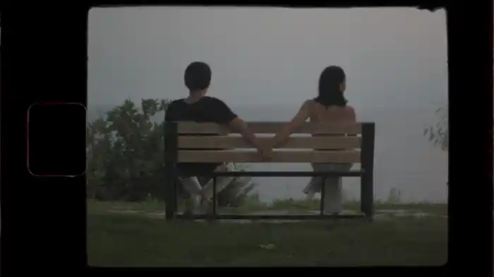 Güzel Kız (Lyric Video)