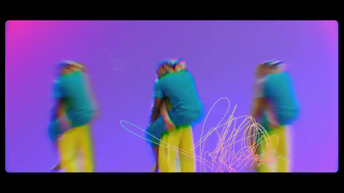 Hold Me Closer (Joel Corry Remix / Visualiser)