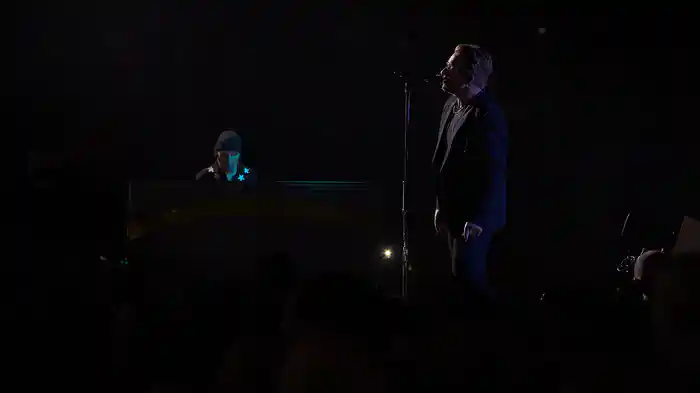 October (iNNOCENCE + eXPERIENCE Live From Paris, 2015)