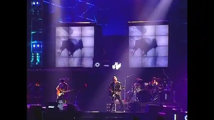 One (Zoo TV, Live From Sydney / 1993)