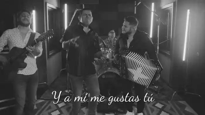 A Mí Me Gustas Tú (Versión Acústica / LETRA)