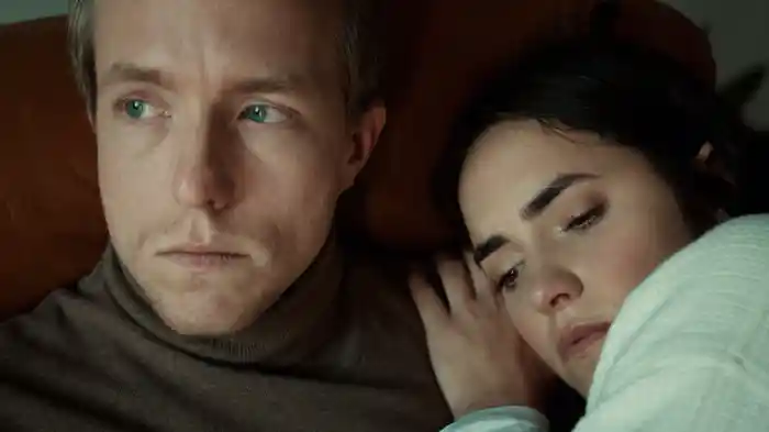 VIDÍM, JAK SE STMÍVÁ