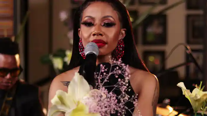 Bazokhuluma (Live At Universal Music Studio / 2022)