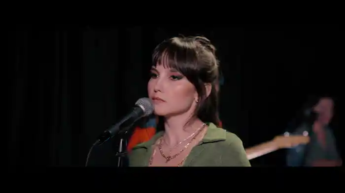 Peşindeyim (Live)