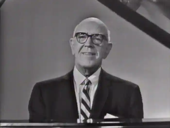 On The Sunny Side Of The Street / I'm In The Mood For Love / I Can't Give You Anything But Love (Medley / Live On The Ed Sullivan Show, March 8, 1964)