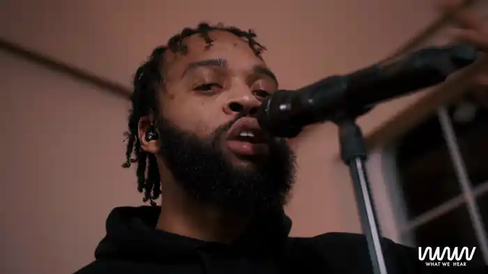 Childish (Live Session)