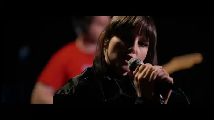 Kendim Olmalıyım (Live)