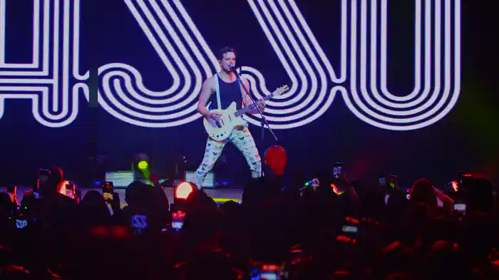 Souvenir (En Vivo Desde El Teatro Caupolicán Santiago de Chile)