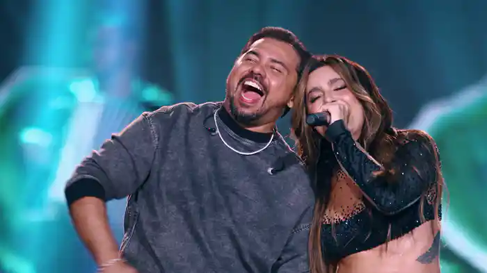 Tanto Faz (Ao Vivo Em Brasília / 2022)