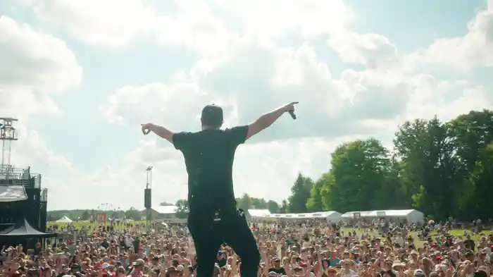 Outta Yours (Visualizer)