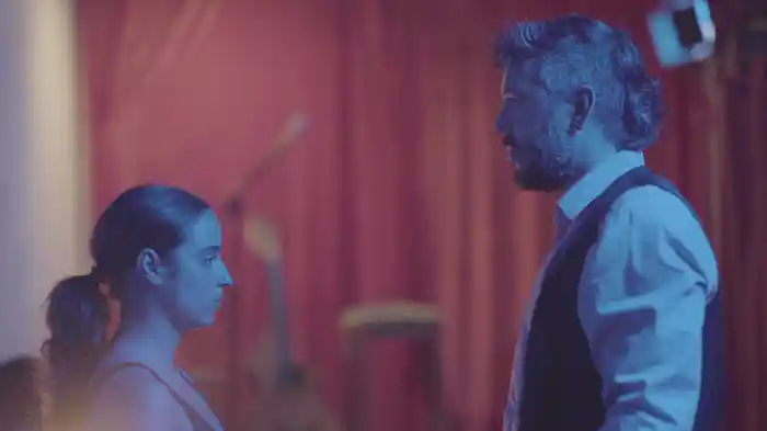 Me siento (to) solo (lo)