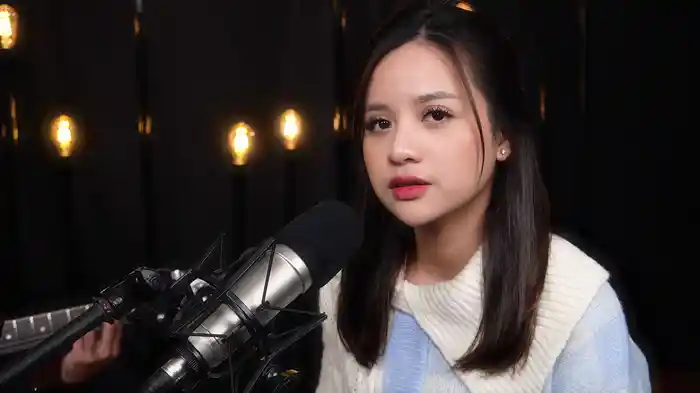 Tak Segampang Itu (Acoustic Live Session)