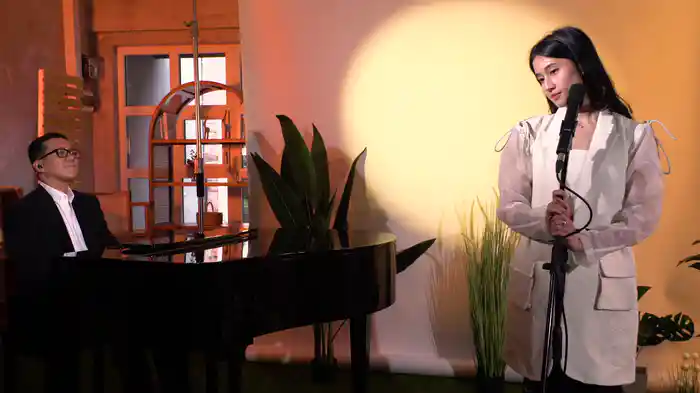 Mengejar Matahari (Live Session)