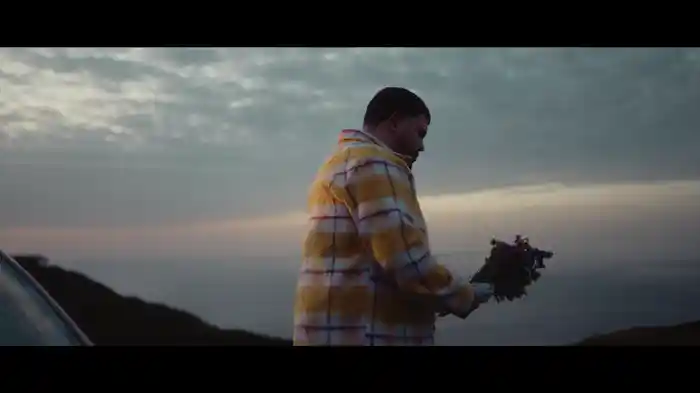 Tudo Bem (Lyric Video)