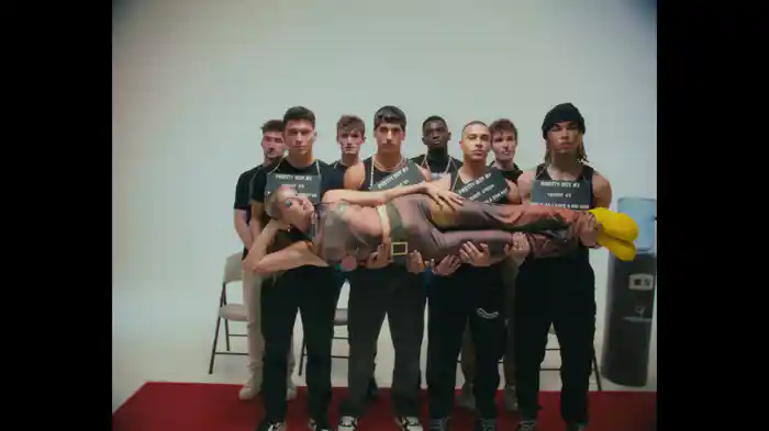 Pretty Boys (Visualiser)