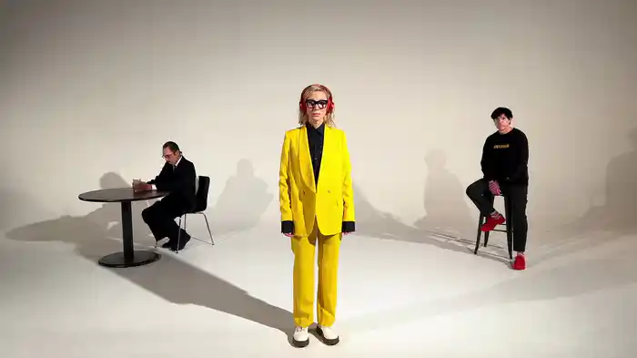 The Girl Is Crying In Her Latte