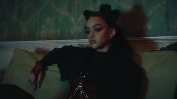 Siren/Best 2 Out Of 3 (Medley)