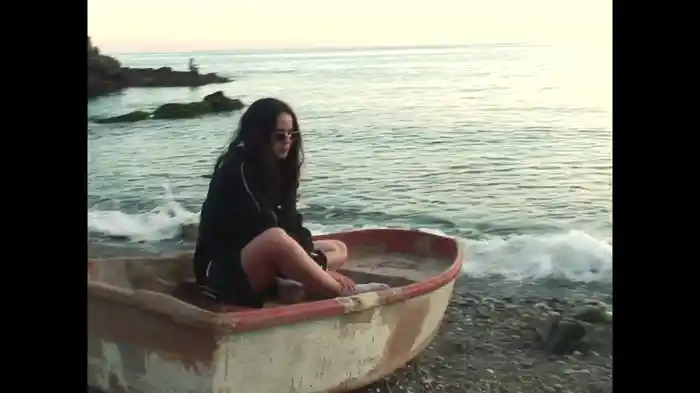 Mira La Niña (Lyric Video)