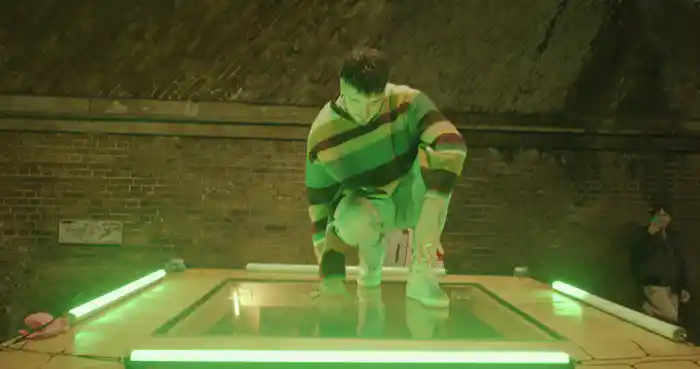 Quiver (Behind The Scenes)