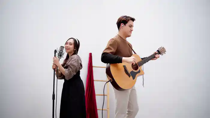 Hei Kamu (Pedagang Online)