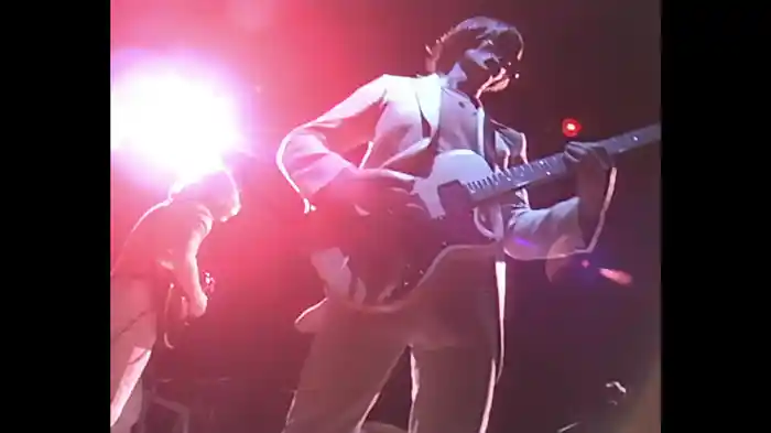 Tubular Bells (7: Nasal Chorus And Guitar Workout / Live 1979)