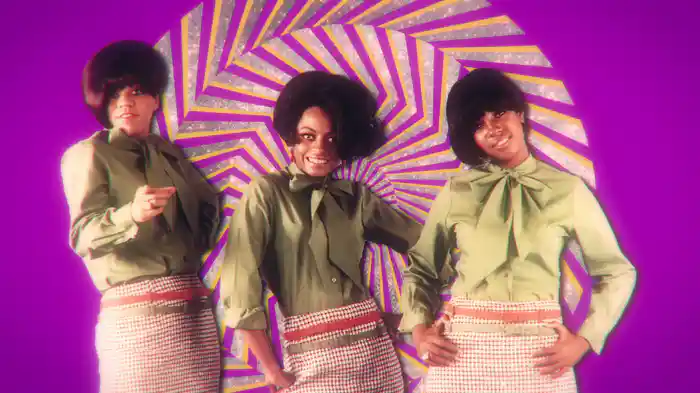 You Keep Me Hangin' On (Lyric Video)