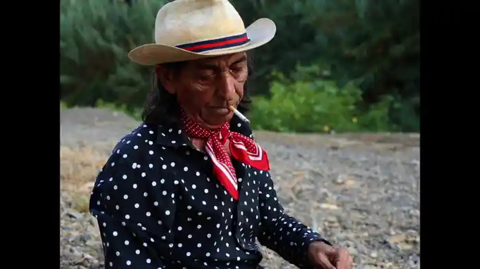 Caminos Y Vereas (Tangos / Lyric Video)