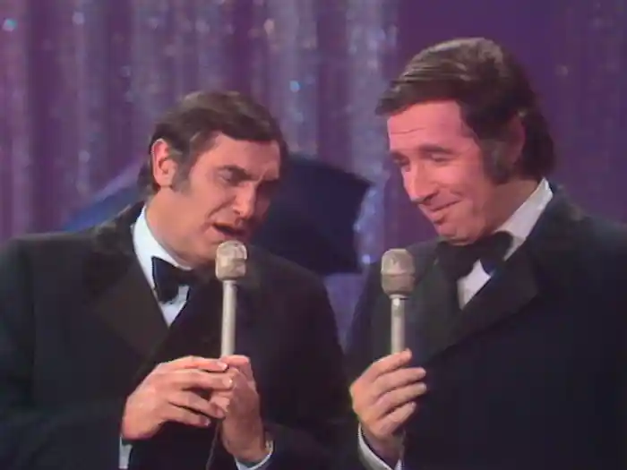 Raindrops Keep Falling On My Head/Rain/Singing In The Rain/Isn't It A Lovely Day (Medley/Live On The Ed Sullivan Show, March 28, 1971)