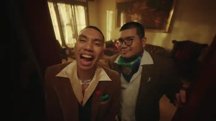 Come Over (Lyric Video)