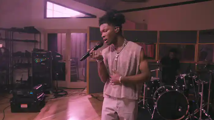 Backstreet Girl (Acoustic Video)