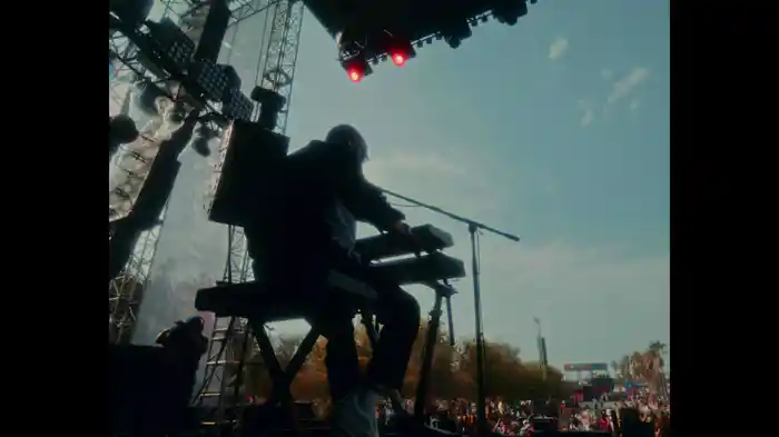 Movimiento (En Vivo desde Tecate Pa´l Norte)