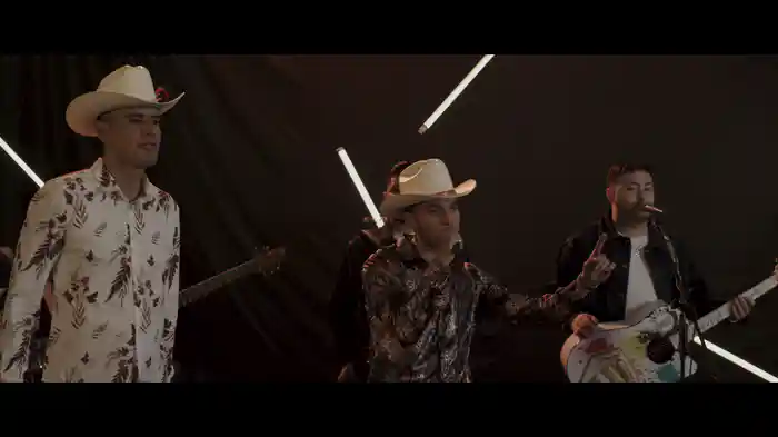 La Vida Se Vive Una Vez (En Vivo)