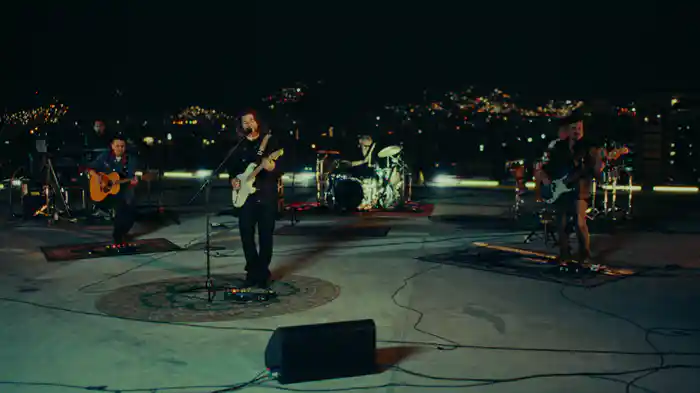 Amores Prohibidos (En VIVO desde Medellín)