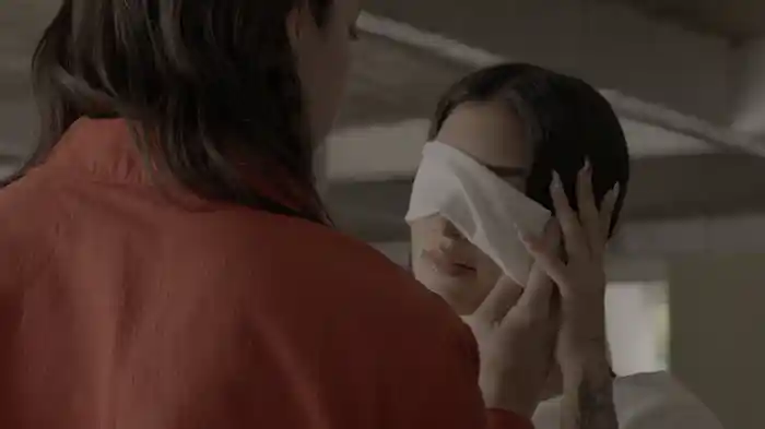 EL ELIXIR DE TUS LABIOS