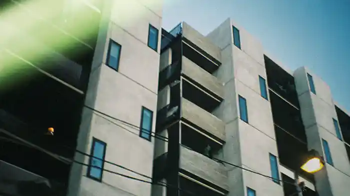 Cobblestone (Visualiser)