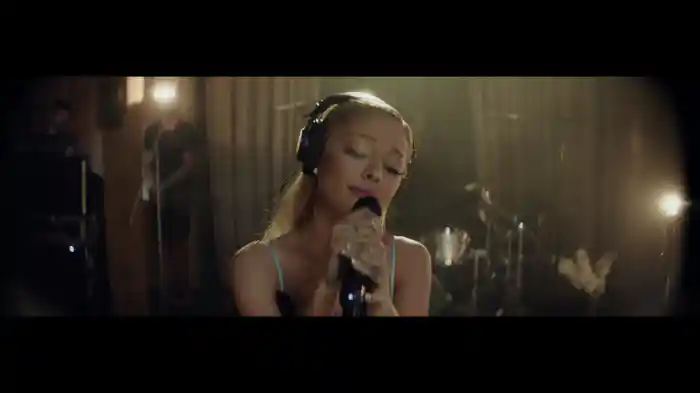 Honeymoon Avenue (live from london / 2023)