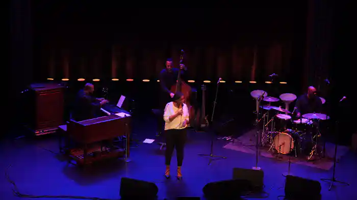 Warm In December (Live At The Regent Theatre / 2022)