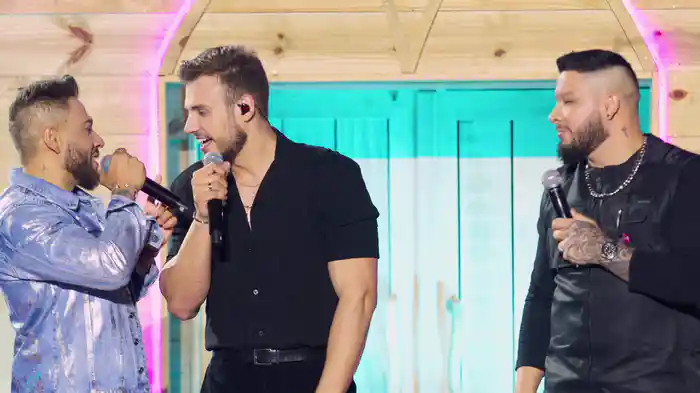 Carência Ou Paixão (Ao Vivo Em Goiânia / 2023)