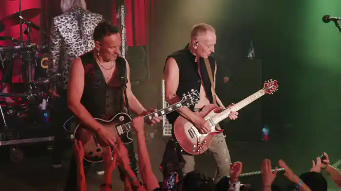 Hysteria (Live At Whisky A Go Go)