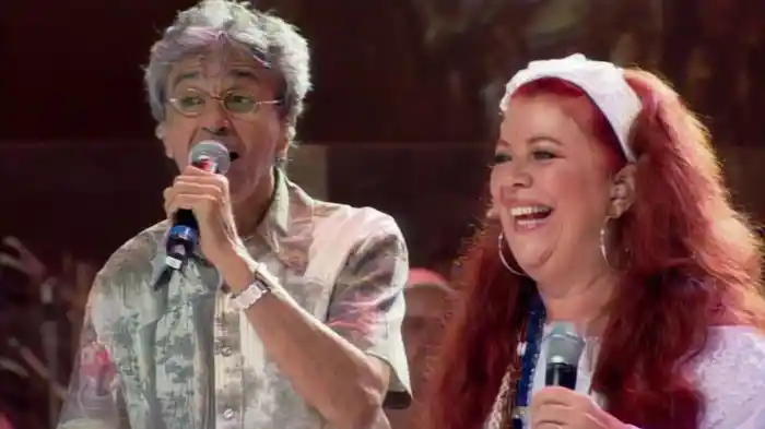 Desde Que O Samba É Samba (Ao Vivo No Teatro Castro Alves, Salvador, Brasil / 2006)