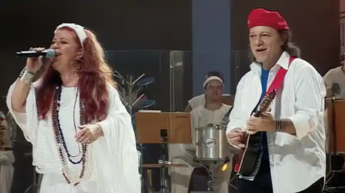 O Ouro E A Madeira (Ao Vivo No Teatro Castro Alves, Salvador, Brasil / 2006)