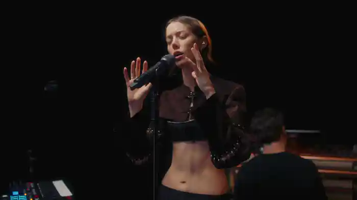 Fireflies (Live From London / 2023)