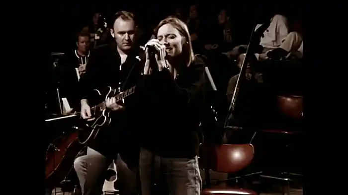 All Mine (Live From The Roseland Ballroom, New York, USA / 24 July 1997)